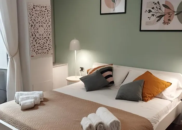 111 Coladirienzo - By Ad 4* Rome