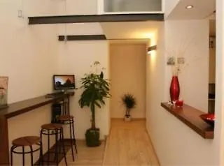 111 Coladirienzo - By Ad Gasthuis 4*