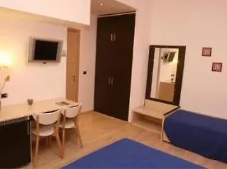 111 Coladirienzo - By Ad 4* Rome