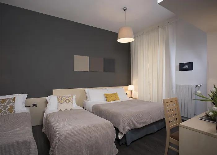 111 Coladirienzo - By Ad 4* Rome