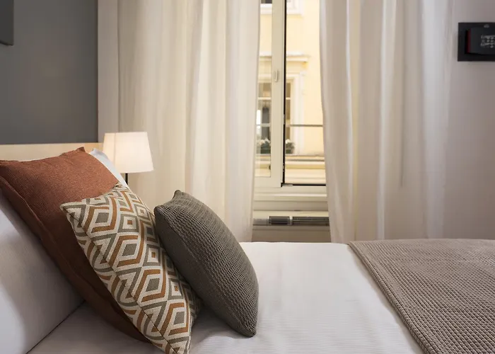 111 Coladirienzo - By Ad 4* Rome